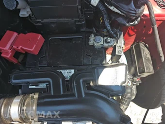 2019 Nissan Versa Sedan SV – miniatura 27