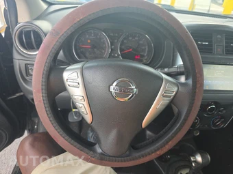 2019 Nissan Versa Sedan SV – miniatura 10