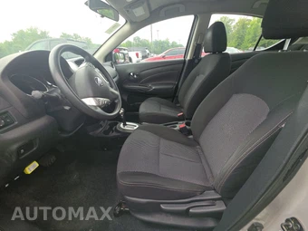 2019 Nissan Versa Sedan SV - miniatura 7