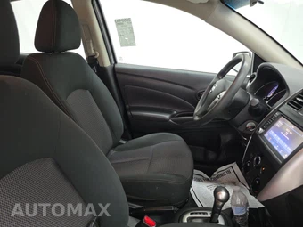 2019 Nissan Versa Sedan SV - miniatura 8