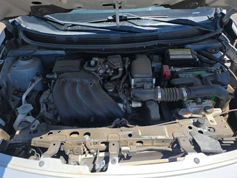 2019 Nissan Versa Sedan SV – miniatura 15