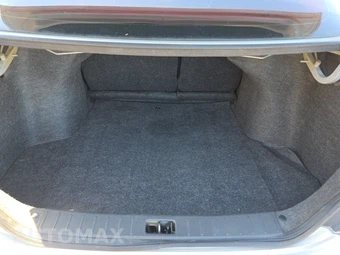 2019 Nissan Versa Sedan SV – miniatura 16