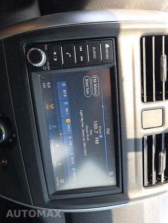2019 Nissan Versa Sedan SV - miniatura 24