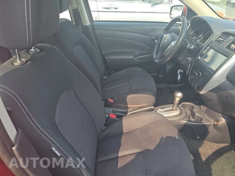 2019 Nissan Versa Sedan SV – miniatura 8