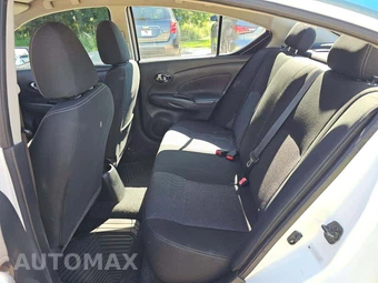 2019 Nissan Versa Sedan SV - miniatura 10