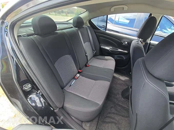 2019 Nissan Versa Sedan SV – miniatura 16