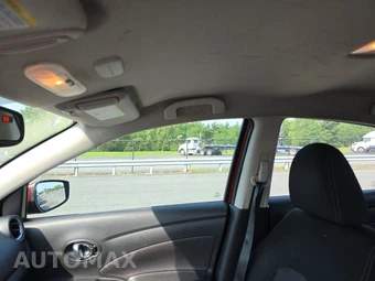 2019 Nissan Versa Sedan SV – miniatura 17