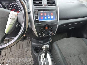 2019 Nissan Versa Sedan SV – miniatura 11