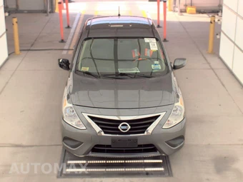 2019 Nissan Versa Sedan SV – miniatura 2