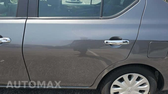 2019 Nissan Versa Sedan SV – miniatura 29