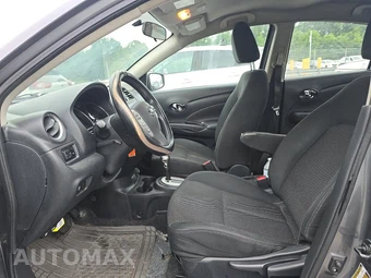 2019 Nissan Versa Sedan SV – miniatura 7