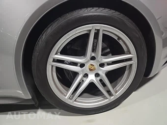 2019 Porsche 911 Carrera 4 Cabriolet – miniatura 11