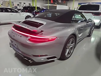 2019 Porsche 911 Carrera 4 Cabriolet – miniatura 4