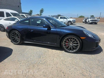 2019 Porsche 911 Carrera 4S – miniatura 4