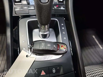 2019 Porsche 911 Carrera T – miniatura 8