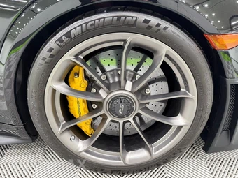 2019 Porsche 911 GT2 RS - miniatura 39