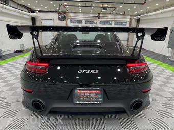 2019 Porsche 911 GT2 RS - miniatura 4