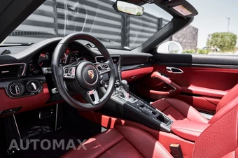 2019 Porsche 911 Turbo S Cabriolet – miniatura 2