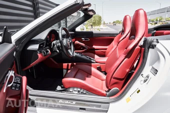 2019 Porsche 911 Turbo S Cabriolet – miniatura 31