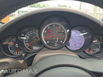 2019 Porsche 911 Turbo S Cabriolet – miniatura 9