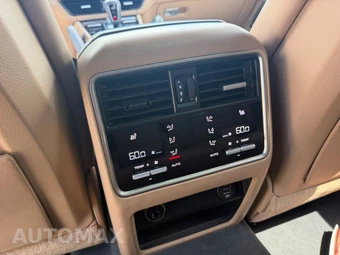 2019 Porsche Cayenne S - miniatura 16