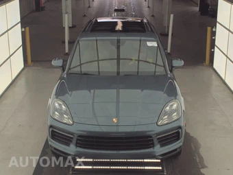 2019 Porsche Cayenne S – miniatura 2