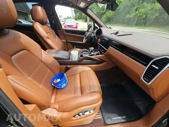 2019 Porsche Cayenne S – miniatura 18