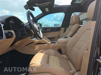 2019 Porsche Cayenne S – miniatura 6
