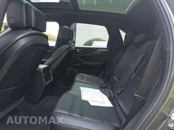 2019 Porsche Cayenne S – miniatura 13