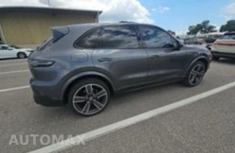 2019 Porsche Cayenne S - miniatura 2