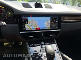 2019 Porsche Cayenne Turbo – miniatura 10