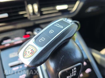 2019 Porsche Cayenne Turbo – miniatura 5