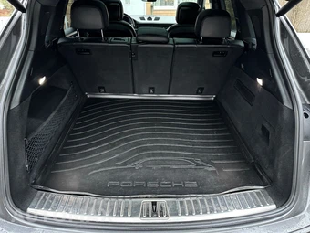 2019 Porsche Cayenne - miniatura 18