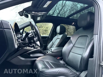 2019 Porsche Cayenne - miniatura 9