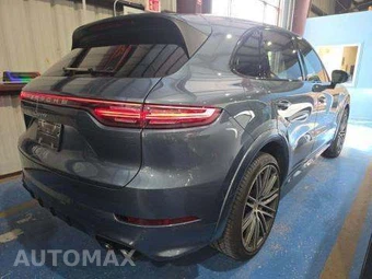 2019 Porsche Cayenne – miniatura 3