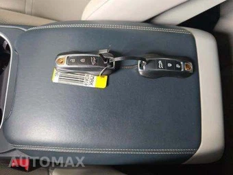 2019 Porsche Cayenne – miniatura 8