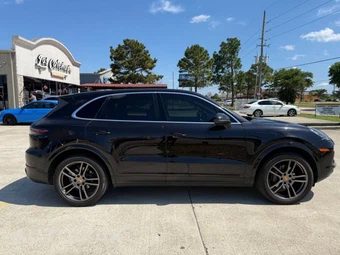 2019 Porsche Cayenne - miniatura 5