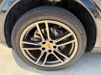 2019 Porsche Cayenne - miniatura 9