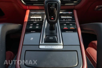 2019 Porsche Cayenne - miniatura 15