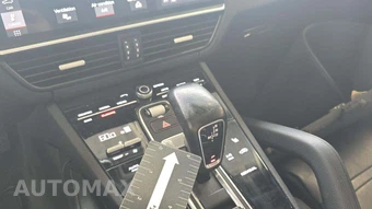2019 Porsche Cayenne - miniatura 24