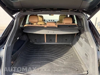 2019 Porsche Cayenne - miniatura 11