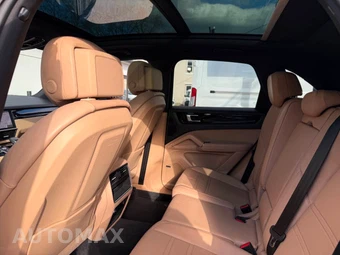 2019 Porsche Cayenne - miniatura 13