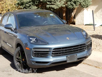 2019 Porsche Cayenne - miniatura 2
