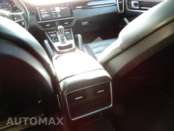 2019 Porsche Cayenne - miniatura 21