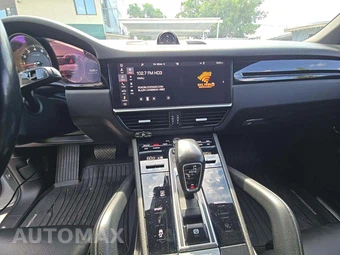 2019 Porsche Cayenne – miniatura 7