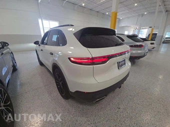 2019 Porsche Cayenne – miniatura 2