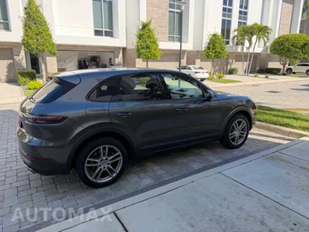 2019 Porsche Cayenne - miniatura 10