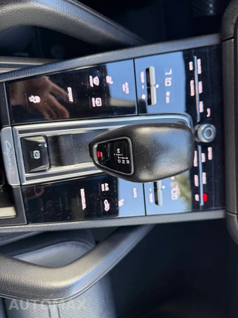 2019 Porsche Cayenne - miniatura 30