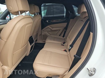 2019 Porsche Cayenne – miniatura 13