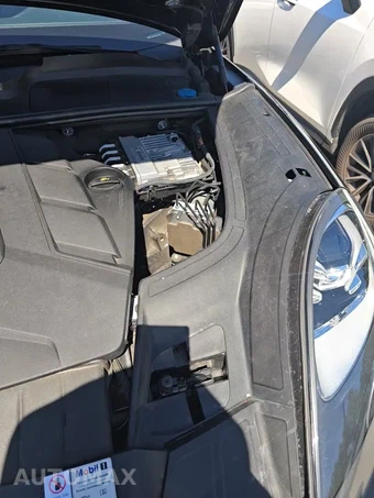 2019 Porsche Cayenne – miniatura 23